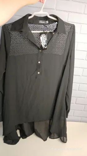Camisa Feminina Preta Tam: M