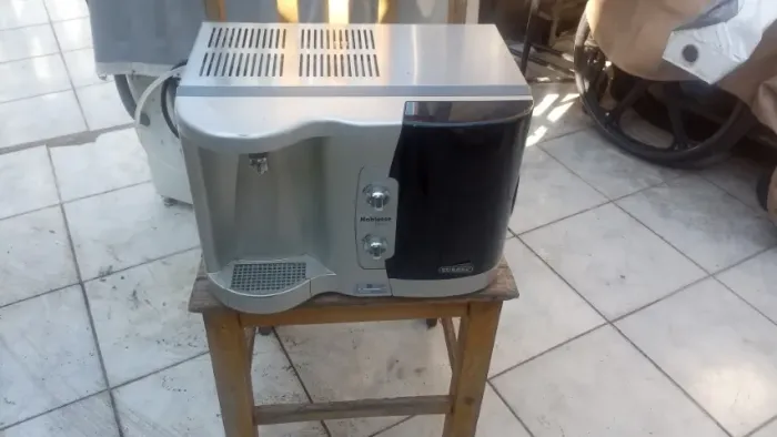 Bebedouro/Purificador/refrigerador Europa usado ótimo 127 volts