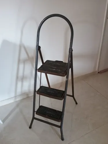 Escada de ferro 3 degraus