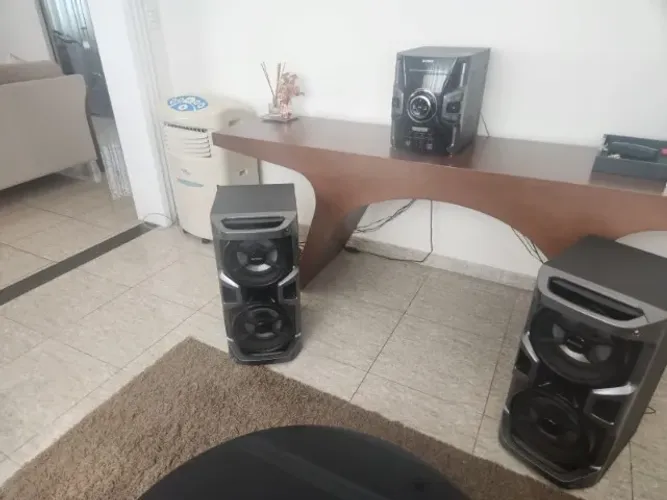 Mini System Sony HCD - GPX7G - 2 Caixas com Bazuca Bass - Potente semi novo