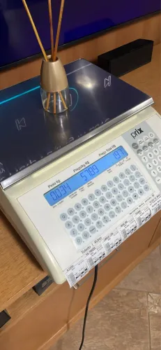 Balança Toledo prix 4 uno semi nova