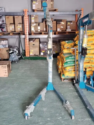 Guincho Hidráulico Girafa 500kg c/ Rodas Profissional - Marcon (Loja)