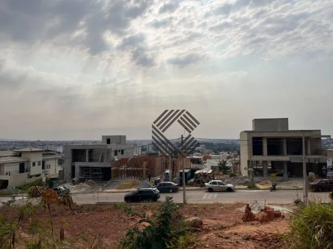 Está procurando terreno para comprar no Parque Três Meninos em Sorocaba?
