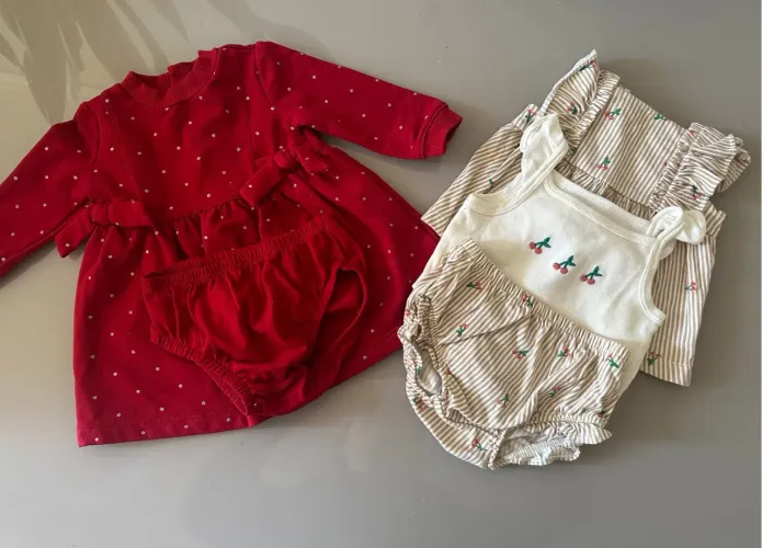 Vestido e conjunto Carters