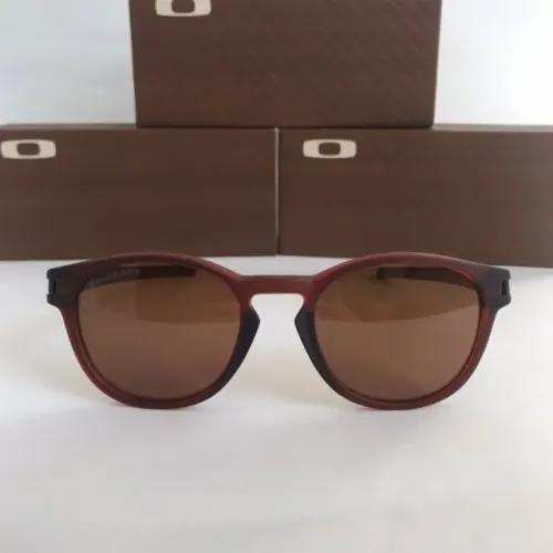 óculos Oakley latch round marrom lentes polarizadas