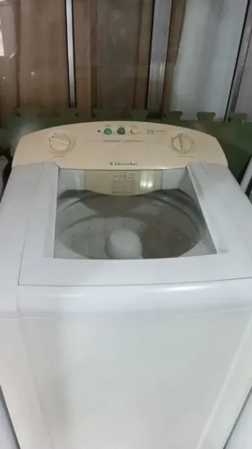MÁQUINA DE LAVAR ELECTROLUX 8KG