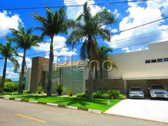 Casa à Venda no Condomínio Morada do Sol em Vinhedo, no bairro Bosque.