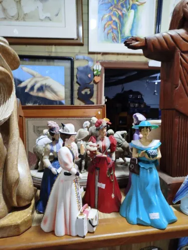 Estatuetas Avon