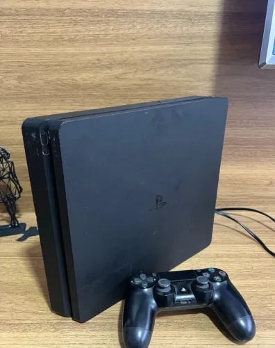Ps4 slim semi novo