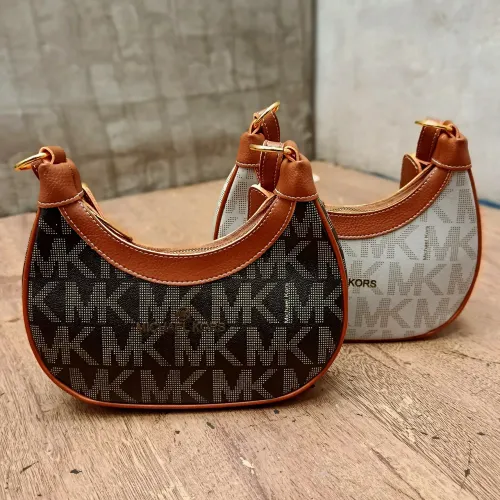 Bolsa Michael Kors - Semi-circular