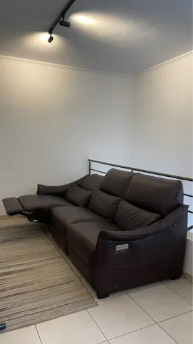 Sofá italiano- couro legítimo -automatizado retrátil e reclinavel - Natuzzi
