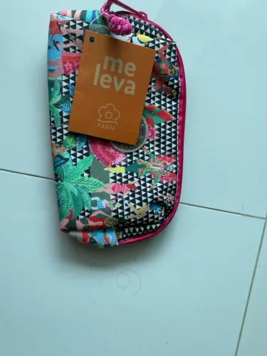 Necessaire Me Leva Farm Floral