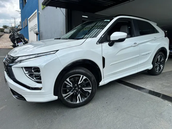 Mitsubishi Eclipse Cross HPE-S 1.5 16V 165cv Aut. 2025