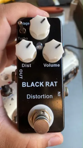 Pedal distortion