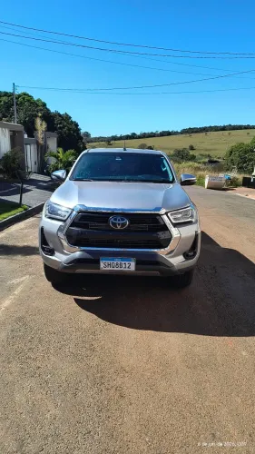 Toyota Hilux CD SRX Limited 4X4 2.8 TDI Die.aut 2023