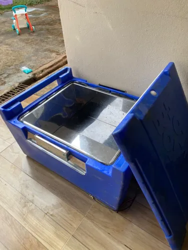 Vendo hot box usada