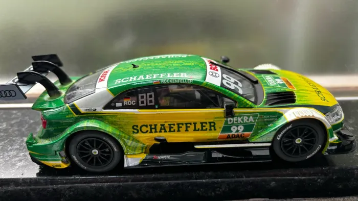 Slot car CARRERA 1/32 analógico 