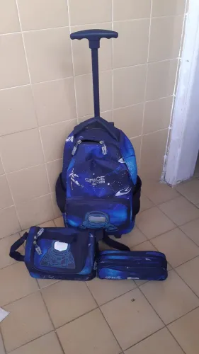 Mochila com rodinhas