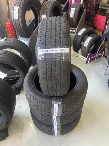 Pneu 225/55 R18 bridgestone