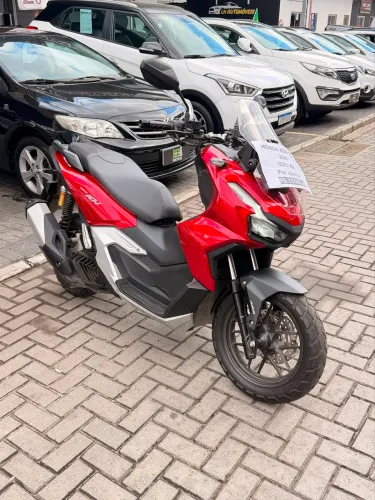Honda ADV 160 2025 - KM 5.343 - Moto impecável