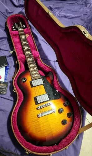 Guitarra Gibson Les Paul Studio