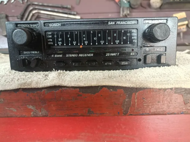 Rádio Bosch Relíquia