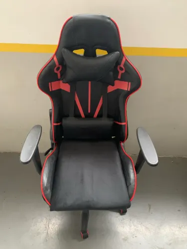 Cadeira Gamer Preta & vermelha