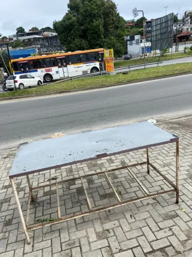 MESA MULTIUSO 1,90m x 70cm