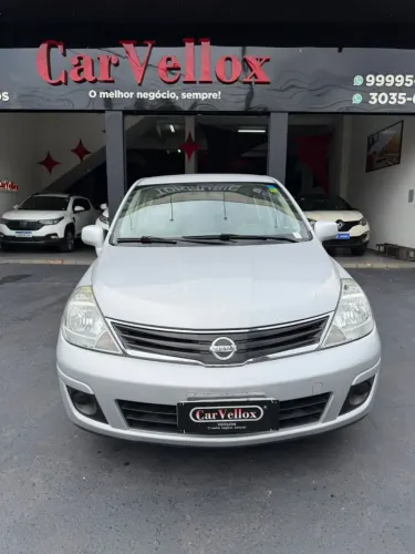 Nissan Tiida S 1.8/1.8 Flex 16V Mec. 2012