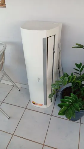 Ar condicionado Spring Midea 18.000 btus