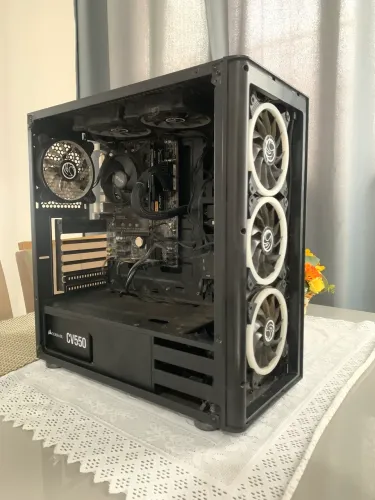 PC Gamer Ryzen 5 5600GT + Teclado e Mouse