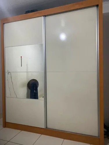 Guarda Roupa