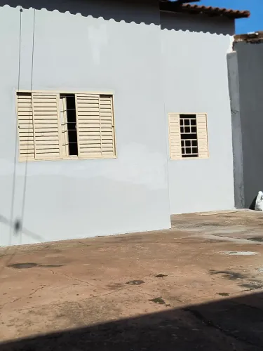 Casa a venda/ Aluguel - Cidade do Prata -.MG