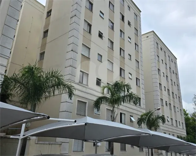 Apartamento para alugar com 2 quartos no condomínio Varanda Ville Residencial Clube, Soroc