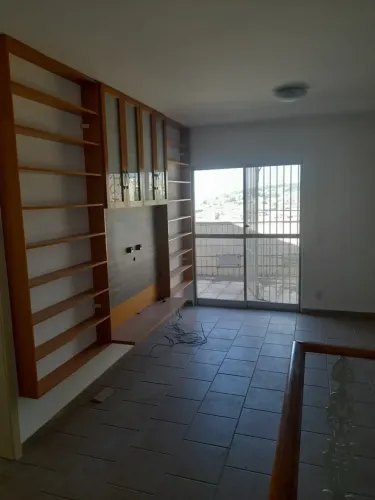 Imóvel para aluguel tem 200 metros quadrados com 4 quartos em Jardim Amália - Volta Redond