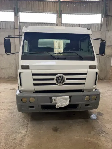 Caminhão caçamba VW 17 180 ano 2007 valor 185 mil