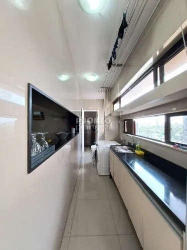 Apartamento com 4 quartos em Graças
