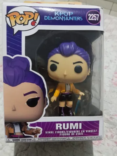 Boneco POP Guerreiras do K-Pop Rumi