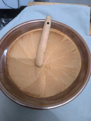 suribachi (Pilão japonês).
