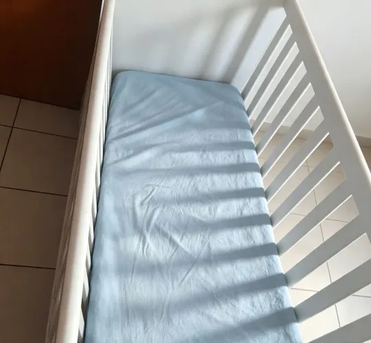 Berço e colchão Ortobom