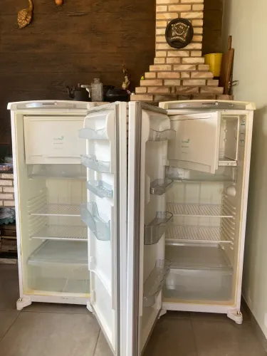 2 GELADEIRAS CONSUL FOST FREE!!!!