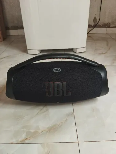 CAIXA DE SOM JBLZ BOMBOX 3 COMPLETA COM CAIXA  E NOTA FISCAL