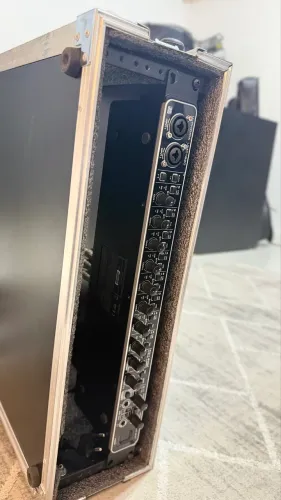 Interface De Áudio Behringer Umc1820 Usb Profissional