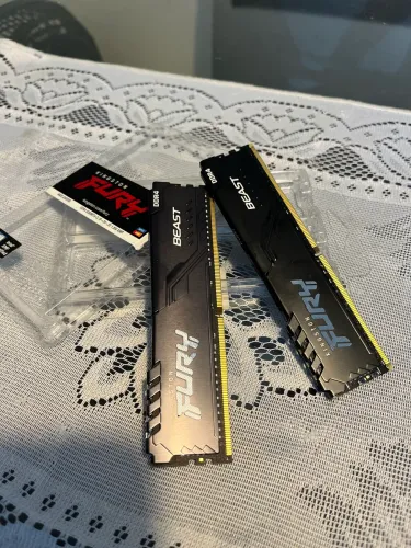 Memória Kingston Fury Beast Black 16 GB (kit de 2) DDR4 3200 MHz
