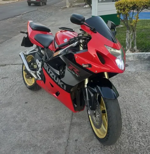 Moto bem conservada 