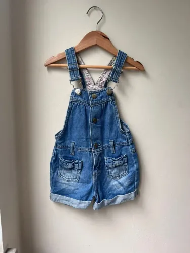 Jardineira infantil jeans, 18 a 24 meses