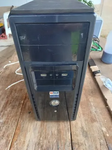 Computador I3, 8GB de memoria