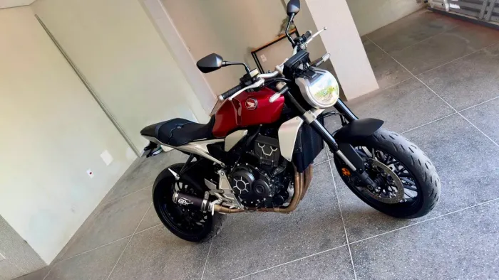 HONDA CB 1000R 2022 ? EXCLUSIVIDADE, PERFORMANCE E ESTADO IMPECÁVEL