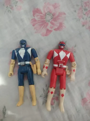 Bonecos Power Rangers - Atenção ao anúncio