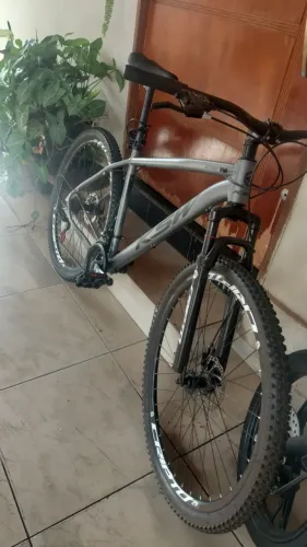 Bicicleta aro 29 KSW
